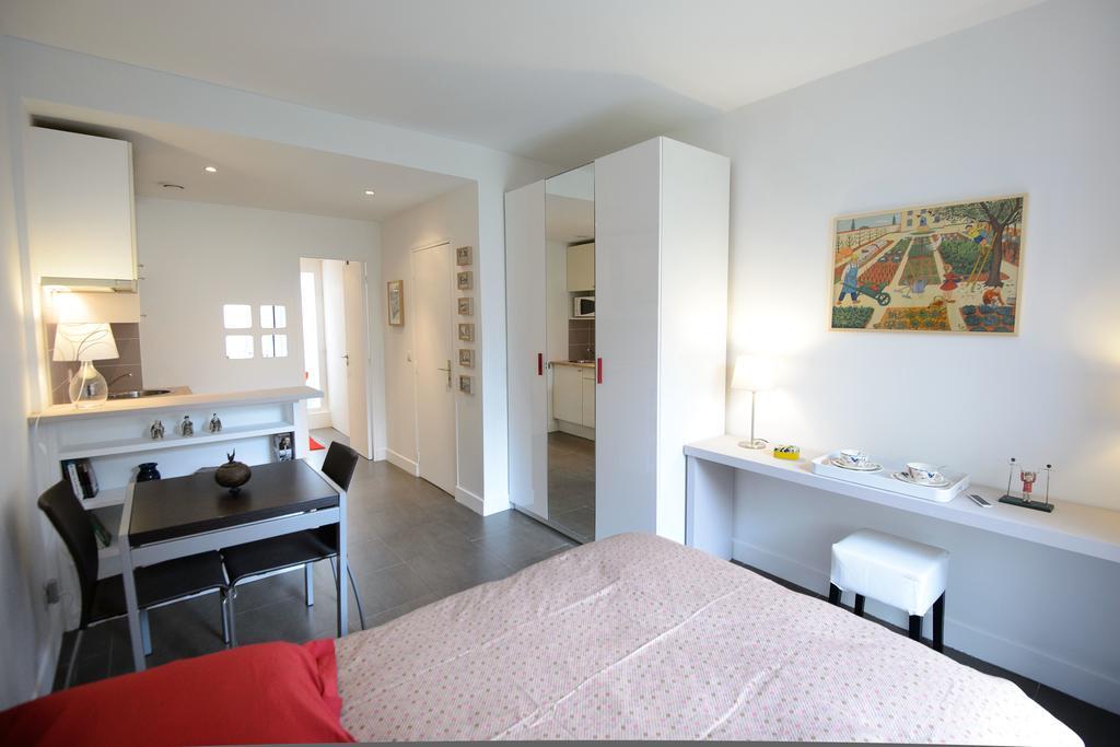 La Campagne A Paris B&B الغرفة الصورة